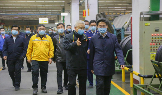 河南焦作市委副書記、市長李亦博，市委常委、常務(wù)副市長郭鵬等進(jìn)行現(xiàn)場調(diào)研