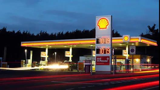 創(chuàng)造了創(chuàng)紀(jì)錄的現(xiàn)金流，并保持了資本紀(jì)律