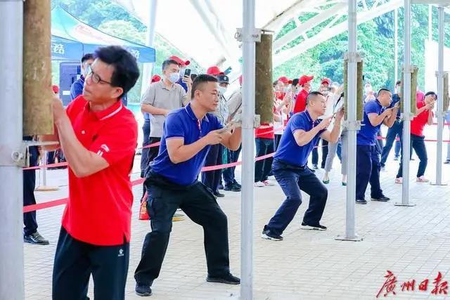 廣東農(nóng)墾隊胡忠華、楊秀文、熊朝云和海南農(nóng)墾隊黃鵬分列第2至5名