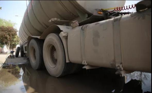 不過隨著五月重卡銷量下滑，天然橡膠價(jià)格頹然直下