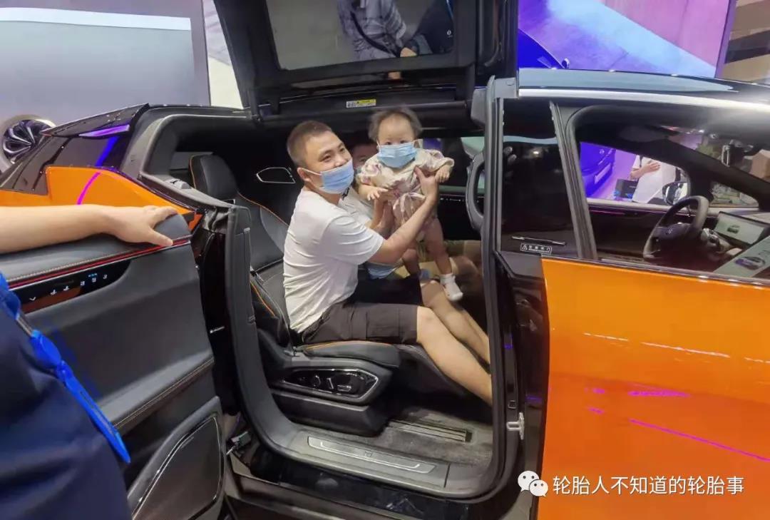 終端市場：暫未將成本“轉(zhuǎn)嫁”給消費(fèi)者