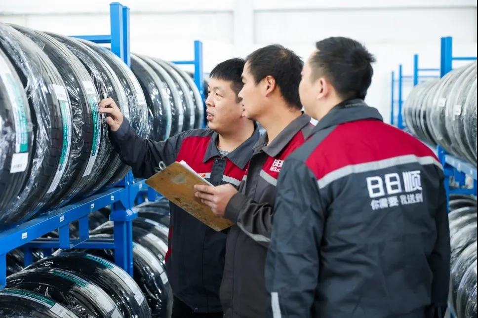 奔馳輪胎上海倉，正式啟用