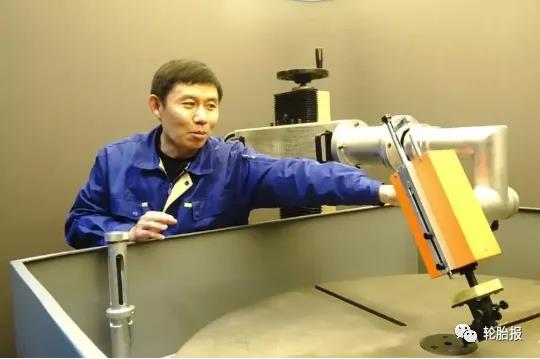 豪邁人邊生產(chǎn)、邊換代、邊研發(fā)、邊改進(jìn)